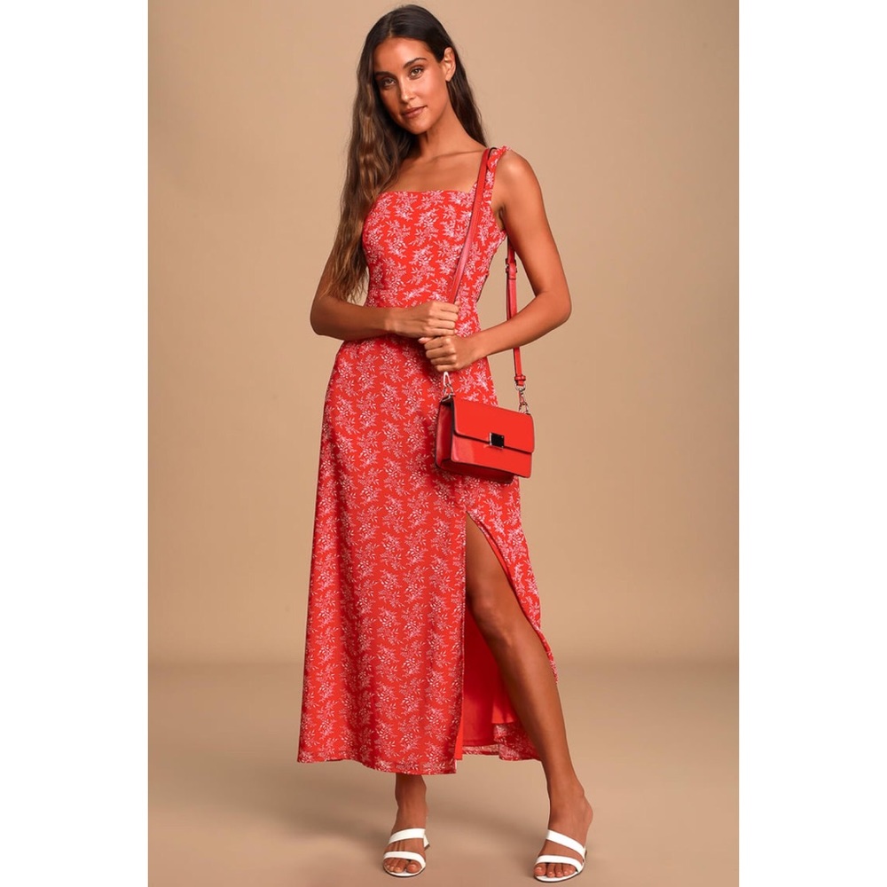 Lulus Backless Lace Up Red/White Printed Dress with Slit. Size S